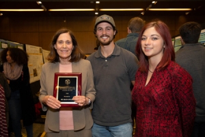 Ellen Cowan wins the 2018 Undergraduate Student Faculty Mentorship Excellence Award