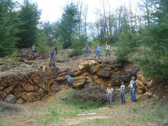 Anhydrous dunite pod